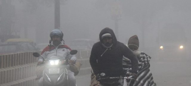 Fog, chilly mornings disrupt daily life in north India