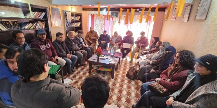 Fiction Writers’ Guild conducts 318th session at City office Hera Manzil Central Market Abhi Guzar Lal Chwok Srinagar on 25th Jan. 2025