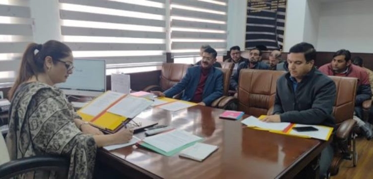 J&K KVIB Chairperson chairs district officers’ review meeting