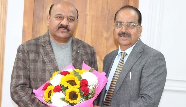 VC SKUAST Dr B.N.Tripathi calls on Dy CM Surinder Choudhary 