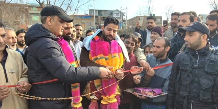 Er Aijaz Hussain resolves long-pending issue of traditional mining in River Jhelum