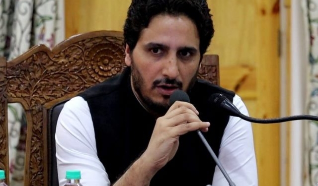 Qazi Salman promoted as Director, PIB Srinagar, gets addl charge of DDK News
