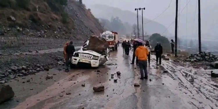 Driver killed as shooting stone hits Scorpio vehicle in Poonch