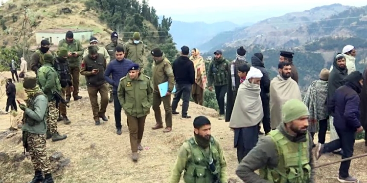 Badhaal Crisis: 529 insecticide, pesticide, herbicides & fertilizer samples collected from across Rajouri 