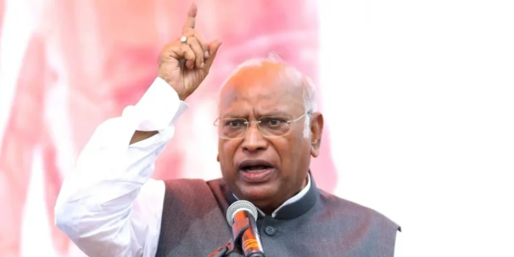 “Your govt has usurped scholarships meant for SC, ST, OBC & Minority youth” : Kharge accused BJP of “massive cuts” in scholarships