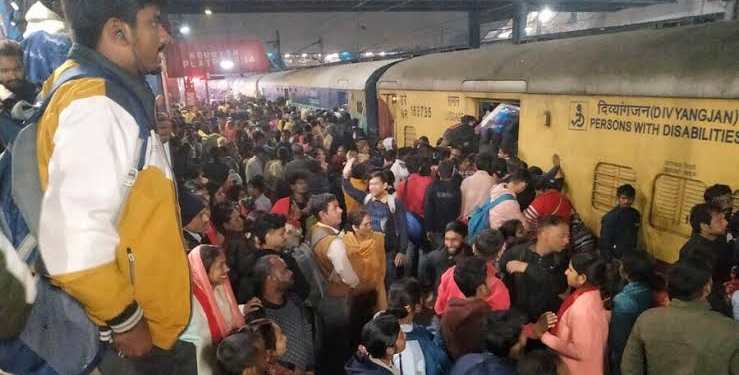 New Delhi Railway station stampede: Victims suffer lower limb, bone injuries