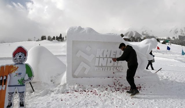 Khelo India Winter Games 2025 commence amid multi-layered security in Gulmarg