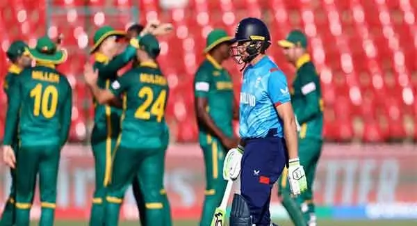 CT 2025: Recklessness in powerplay costs England again, skittled out for 179 against South Africa