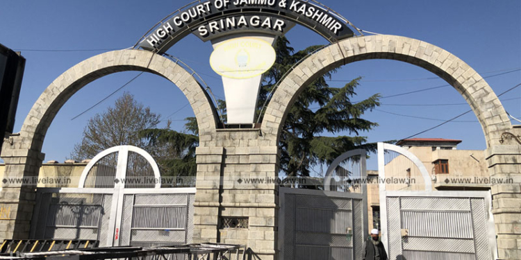 “Unauthorized Actions”: J&K High Court Bar Association removes Vice President, General Secretary 