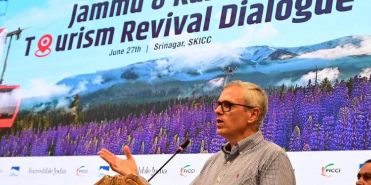 CM Omar Abdullah Reaffirms Commitment to Sustainable Tourism at J&K Tourism Revival Dialogue