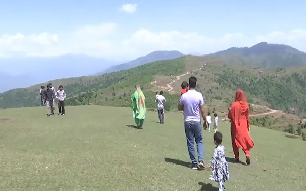 Nanga Thub emerging as tourist draw in Rajouri, locals, tourists highlight infrastructure gaps