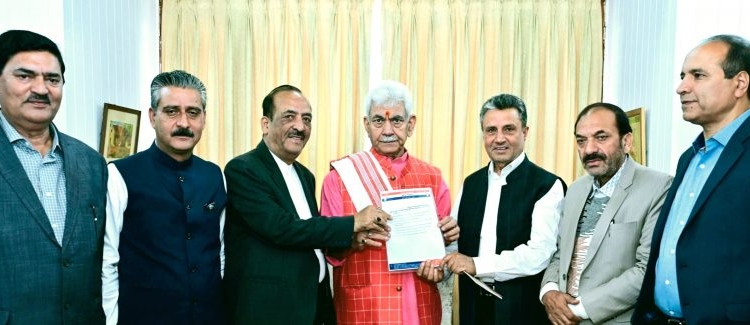 JKAP delegation meets LG Sinha, discusses Welfare of Shelling Victims, Tourism, and Disaster Management