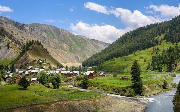 Gurez valley closed for any kind of tourist visit: Police