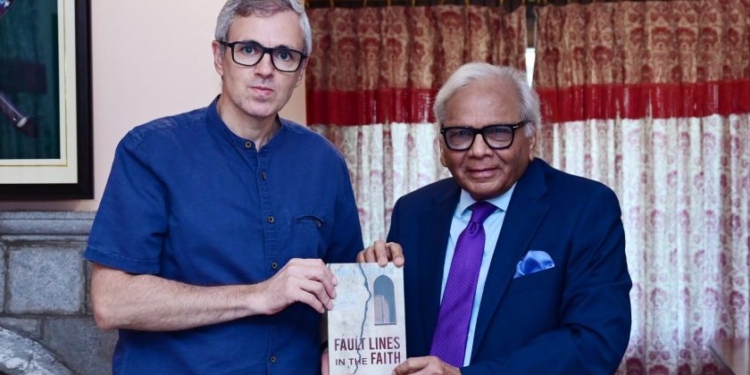 Prof Iqbal S Hasnain Meets CM Omar, Discusses His Latest Work