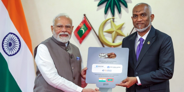 India will continuously cooperate in development of defence capabilities of Maldives: PM Modi