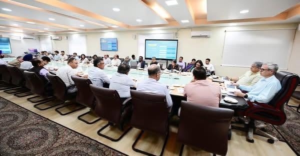 CM Omar Abdullah, Union Minister Rajiv Ranjan Singh Review Animal Husbandry & Fisheries Sector