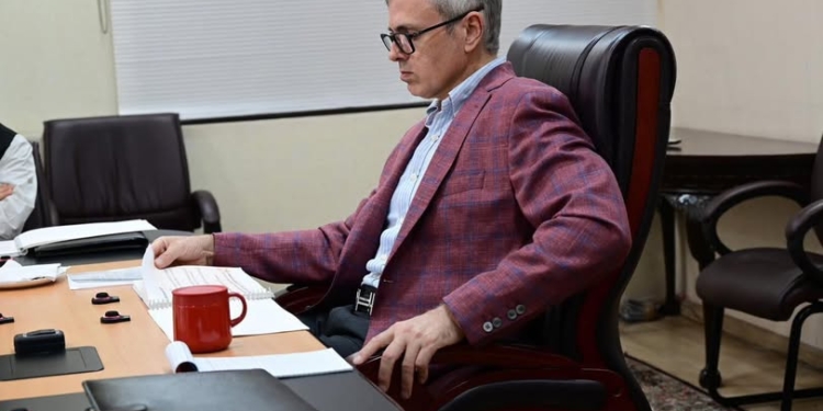 CM Omar Abdullah Reviews Progress of Major Hydroelectric and Renewable Energy Projects in J&K