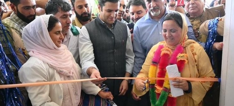Sakeena Itoo inaugurates NTPHC, Sheep Extension Centre at Khull Kulgam