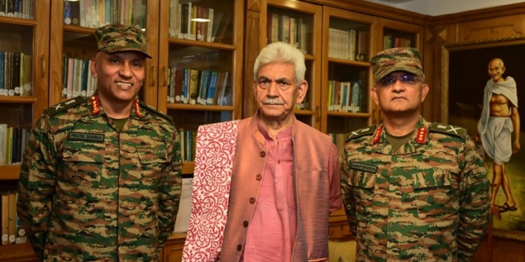 GoC-in-C Northern Command briefs Lieutenant Governor on Operation Mahadev