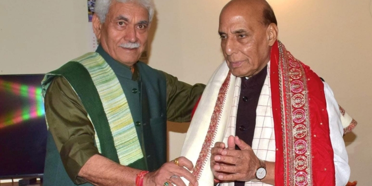 LG Manoj Sinha Welcomes Raksha Mantri Rajnath Singh at Raj Bhawan Jammu