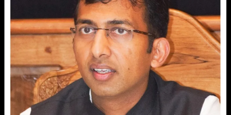 Div Com Kashmir compliments BSNL, Airtel for swift restoration of telecom, internet services