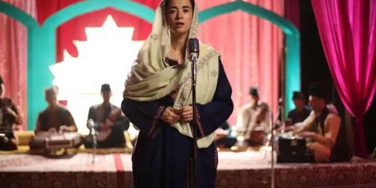 Alia Bhatt praises Songs Of Paradise, calls Saba Azad’s performance beautiful in first review Written by Filmfare