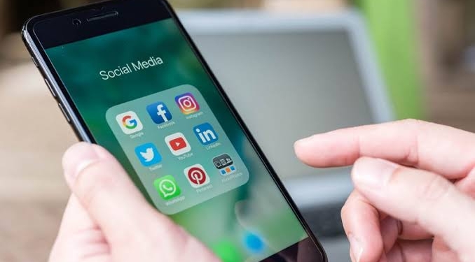 Budgam Police detain 11 for provocative social media posts on Ichgam Incident