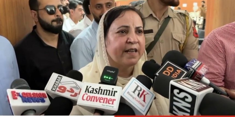 Statehood restoration not a favour but genuine right of people of Jammu and Kashmir: Sakeena Itoo