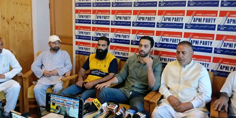 Apni Party demands Minimum Support Price for Kashmir’s fruit growers