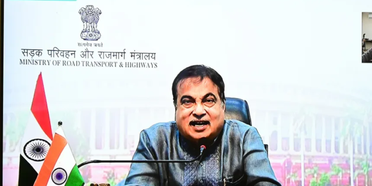 Nitin Gadkari reviews meeting on status of NH-44 with CM Omar & senior officers of UT administration 