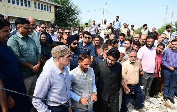 CM Omar Abdullah Visits Flood-Hit Anantnag, Assures Relief and Rehabilitation
