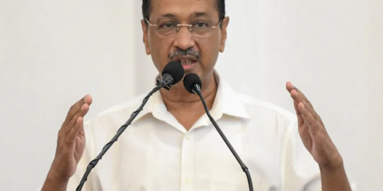 “Hooliganism, dictatorship”: Arvind Kejriwal as Farooq Abdullah denied permission to meet Sanjay Singh in Srinagar