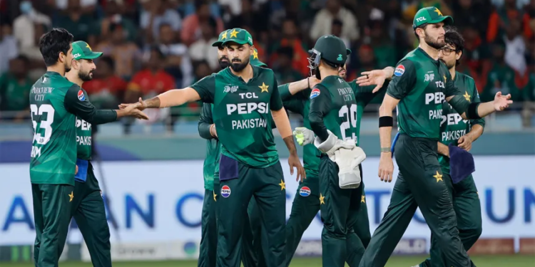 Shaheen, Rauf help Pakistan set up first-ever Asia Cup final clash with India, beat Bangladesh by 11 runs