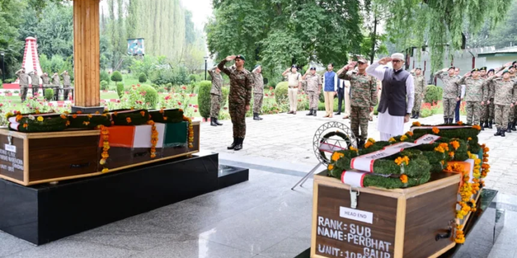 CM Omar Abdullah lays wreath, pays rich tributes to martyred soldiers of Kulgam encounter