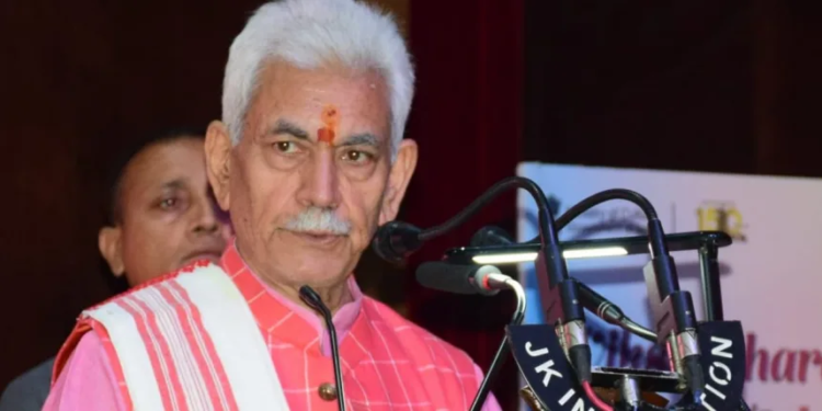 LG Sinha Lauds Yuva Shakti of J&K, asks them to be a catalyst for change
