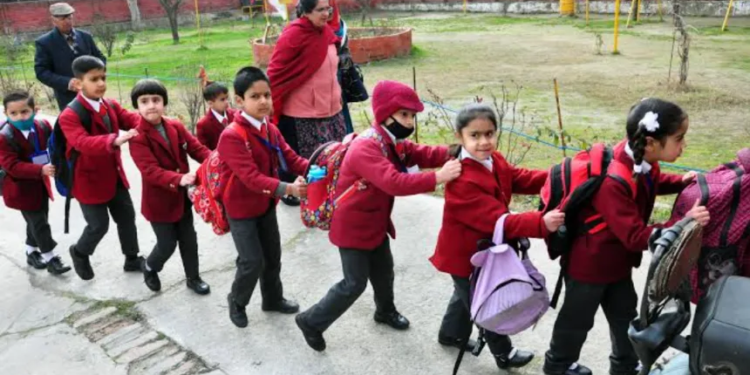 DSEJ Changes School Timing in Jammu