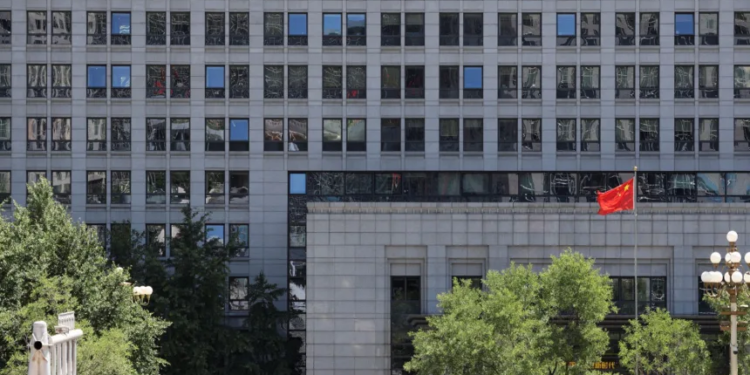 “Threats of high tariffs not the way to get along”: China urges US to resolve differences through dialogue