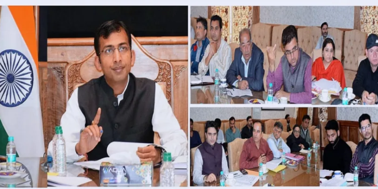 Div Com Kashmir reviews status of building permissions in Eco Sensitive Zones