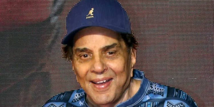 “End of an Era in India Cinema”: PM Modi Condoles Demise of Veteran Bollywood Actor Dharmendra