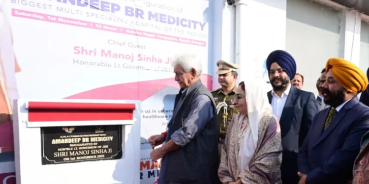 LG Sinha inaugurates 200-Bedded Hospital, Amandeep BR Medicity, in collaboration with Ujala Cygnus Healthcare at Srinagar