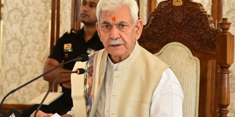 LG Sinha orders DCs, SSPs to weed out fake Journalists, calls for mandatory registration and accountability of Online Media Platforms
