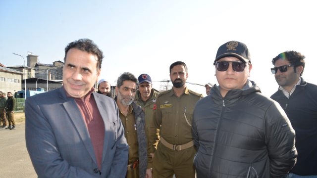 Director SKIMS Reviews Emergency Preparedness Dry Run Along with IAS Officer Minga Sherpa for Khelo India Winter Games – Gulmarg 2026