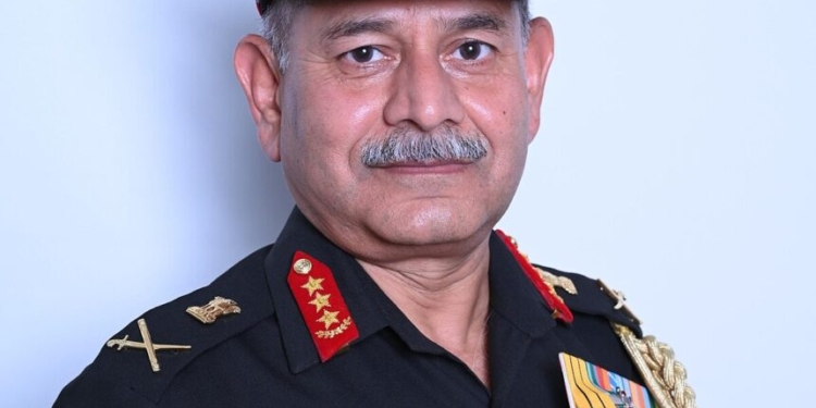 J-K: Chief of the Army Staff Gen Upendra Dwivedi visits forward areas in Poonch