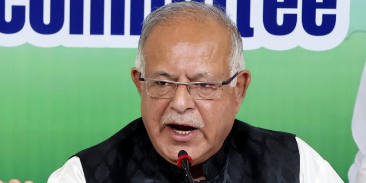 JKPCC chief Tariq Hameed Karra chairs high-level leadership meet in Jammu