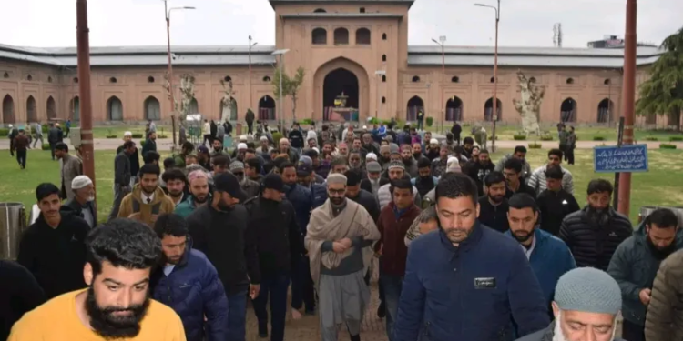 Anjuman Auqaf Jama Masjid reviews arrangements for Juma-tul-Vida, Shab-e-Qadr and Eid