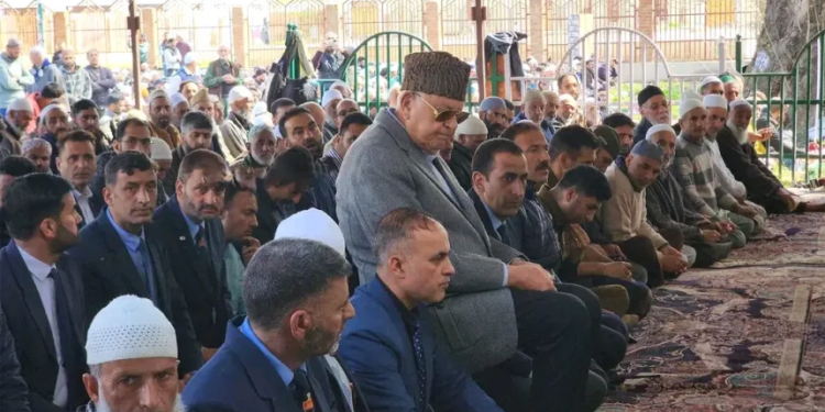 “No greater power than Allah”: Farooq Abdullah offers ‘Alvida Jumma’ prayers at Dargah Hazratbal after shooting incident