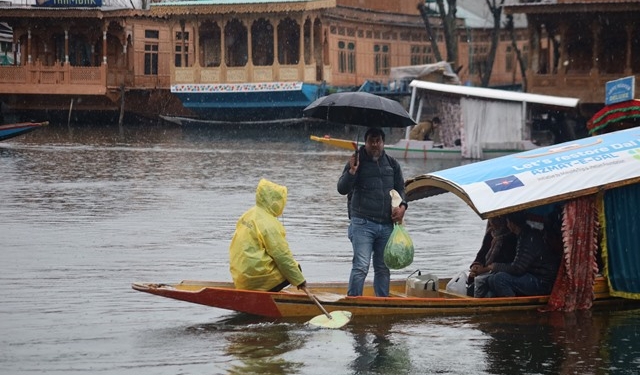 J&K’s Higher Reaches to Witness Snow, Rain today; Temps to Rise from March 21 : MeT 