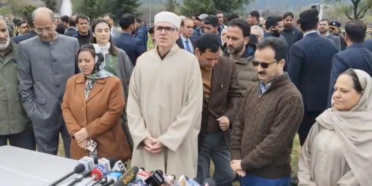 J&K Govt Aims to End Dutch Tulip Bulb Dependency : CM Omar Abdullah