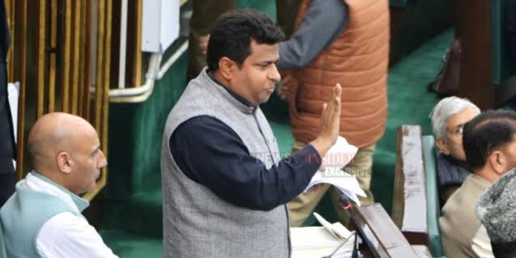 ‘At least their degrees should be checked’: Congress MLA urges govt action against fake reporters