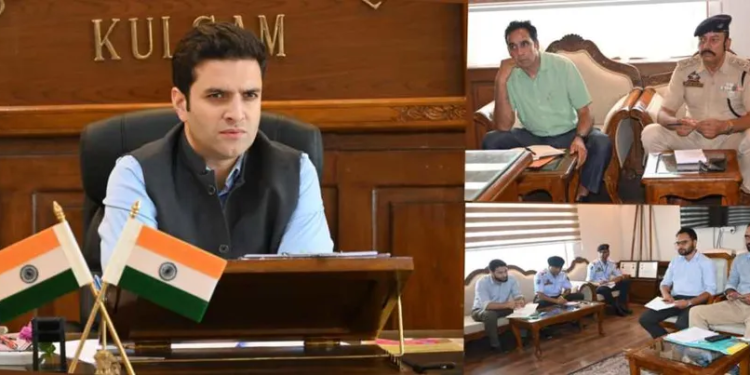 Remove Bottlenecks for Smooth Traffic Regulations in District: DC Kulgam to Officers